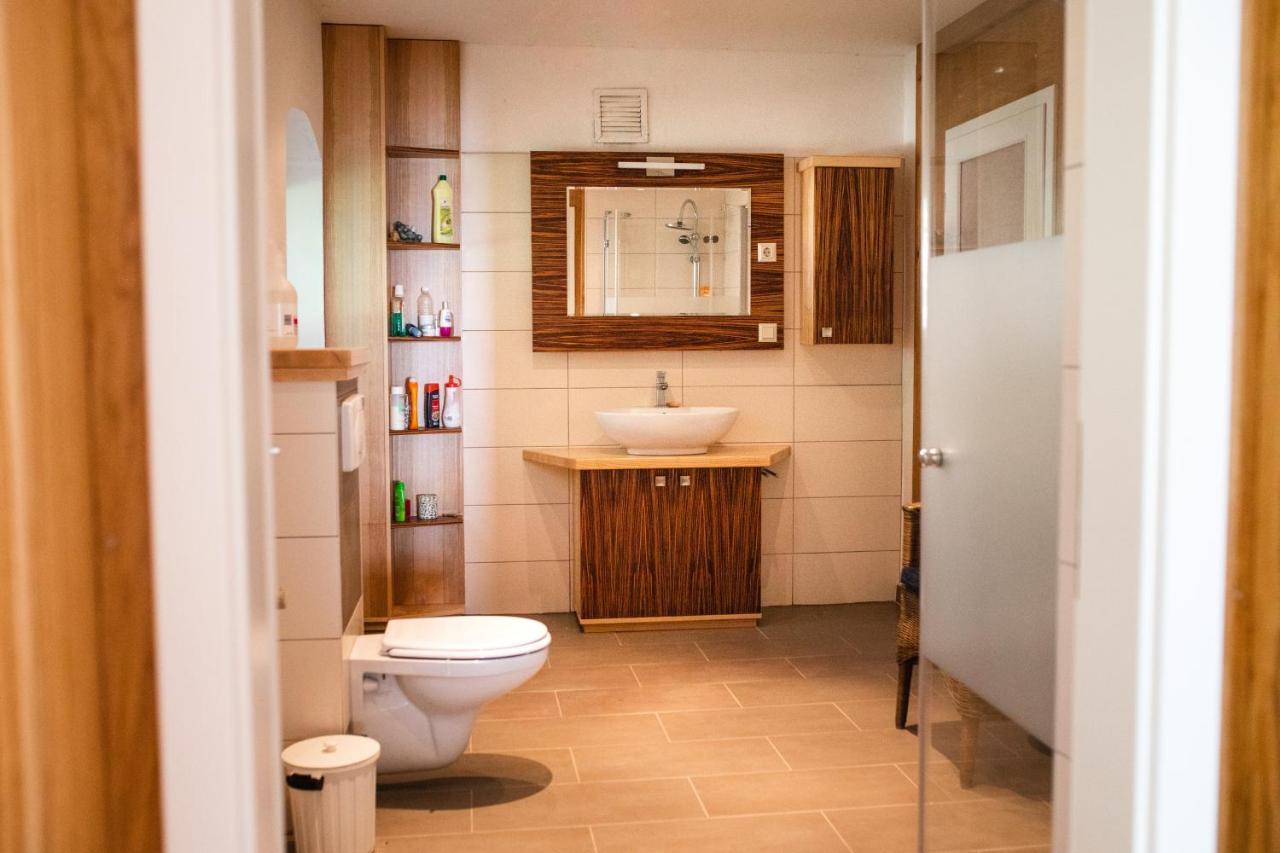 Ferienwohnung Direkt Am Potzlower See ภายนอก รูปภาพ