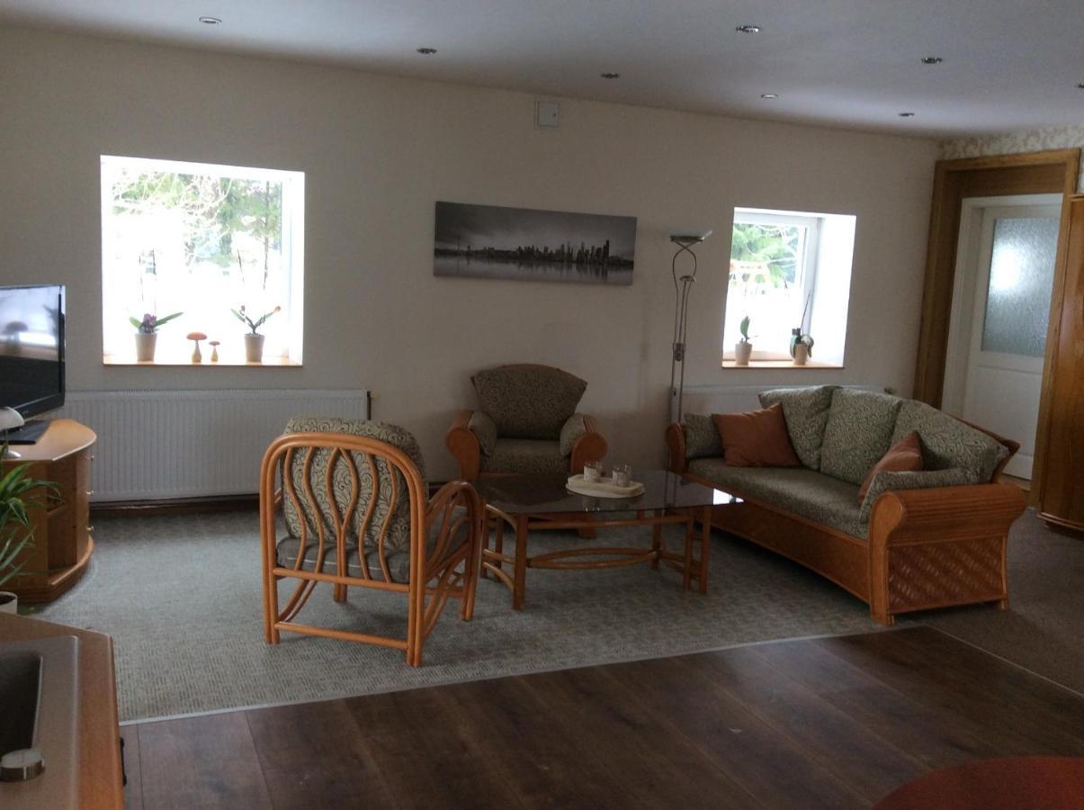 Ferienwohnung Direkt Am Potzlower See ภายนอก รูปภาพ